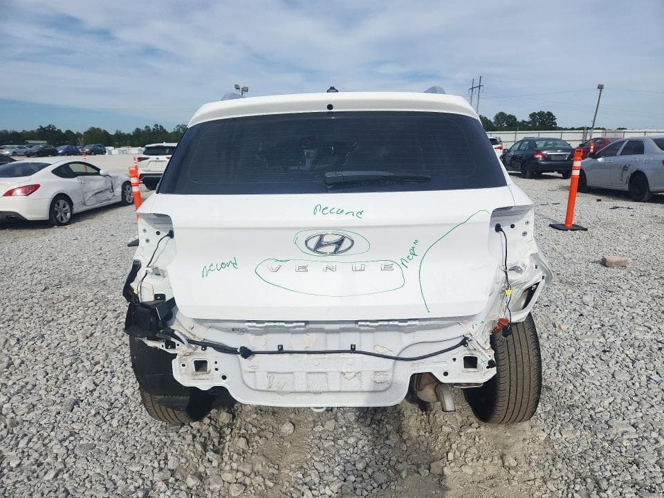 2025 HYUNDAI VENUE SEL 6