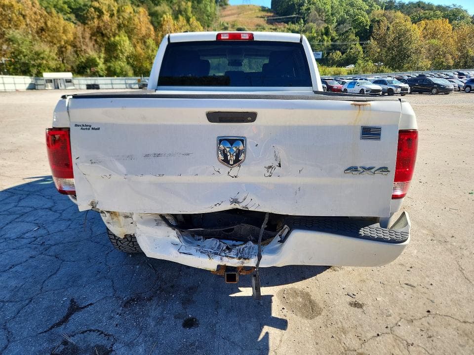 2017 RAM 1500 ST 6