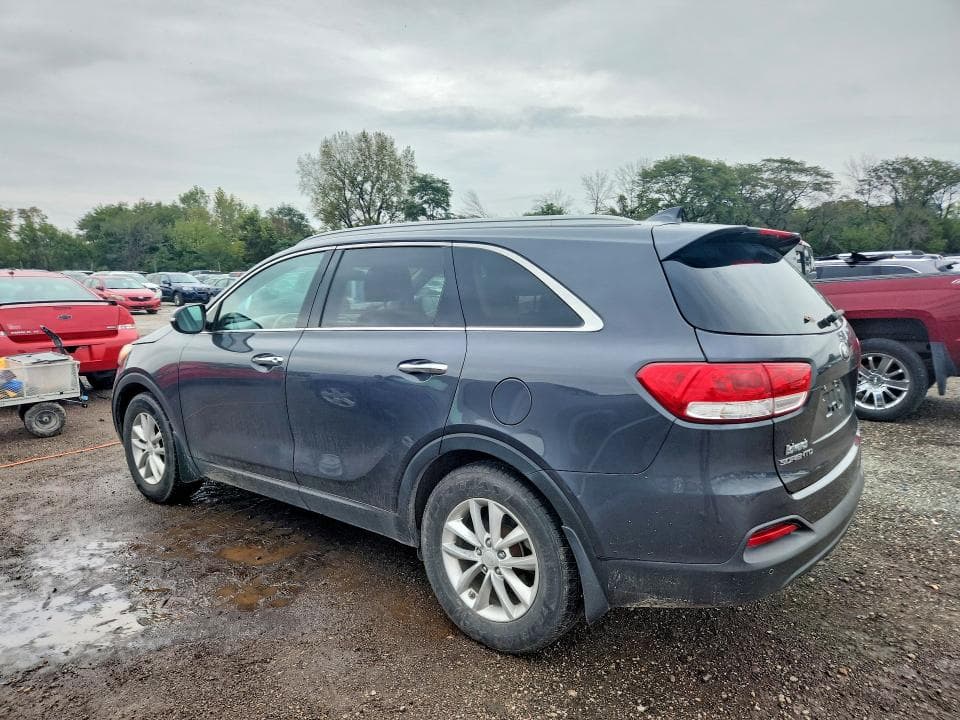 2017 KIA SORENTO LX 2