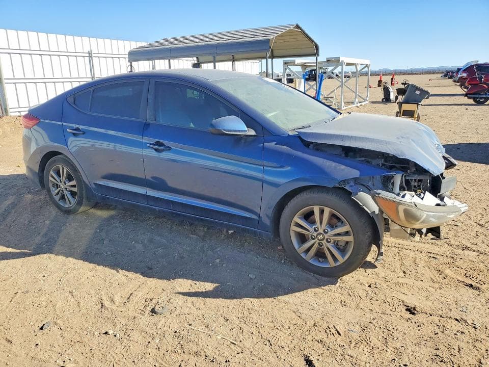 2017 HYUNDAI ELANTRA SE 4