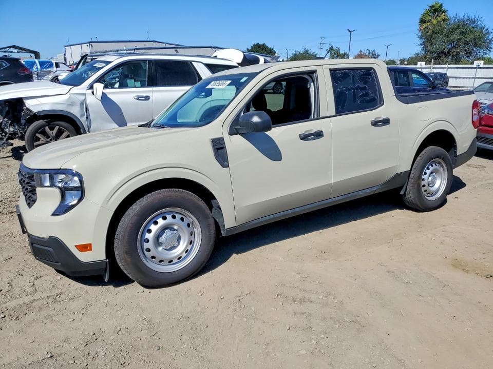 2025 FORD MAVERICK XL