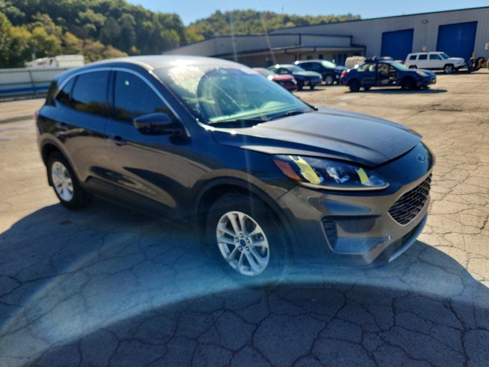 2020 FORD ESCAPE SE 4