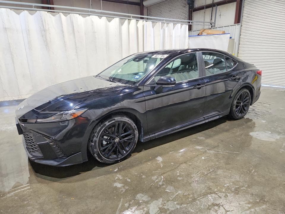 2026 TOYOTA CAMRY SE - 1
