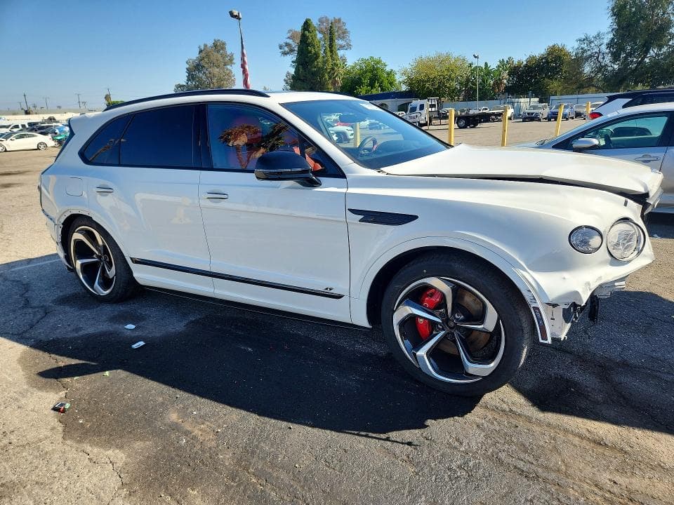 2023 BENTLEY BENTAYGA 4