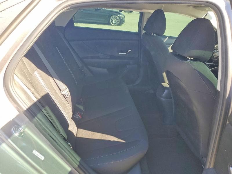 2021 HYUNDAI ELANTRA SEL 10