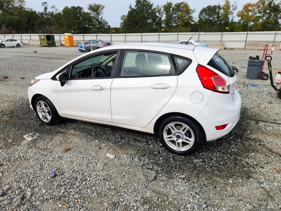 2017 FORD FIESTA SE 2
