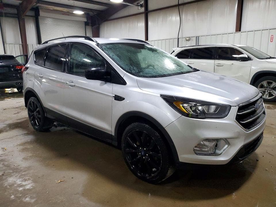 2019 FORD ESCAPE SE 4