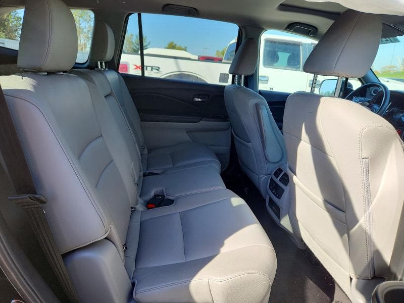 2017 HONDA PILOT EXL 11