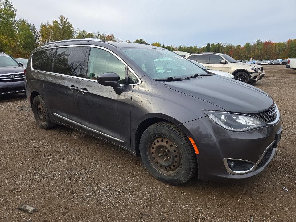 2017 CHRYSLER PACIFICA TOURING L PLUS 4