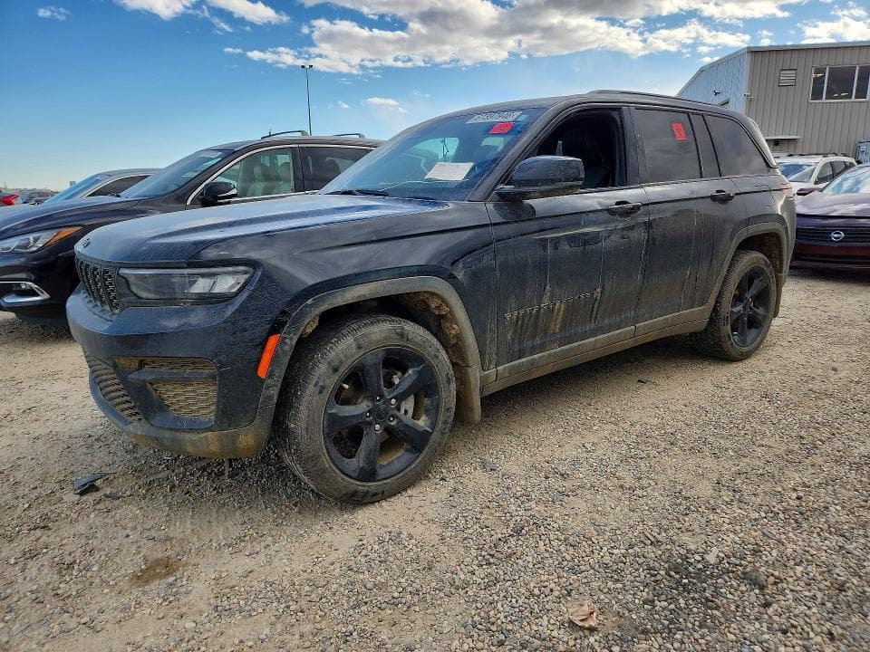 2024 JEEP GRAND CHEROKEE LAREDO