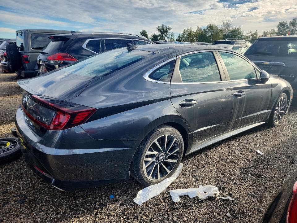 2022 HYUNDAI SONATA LIMITED 3