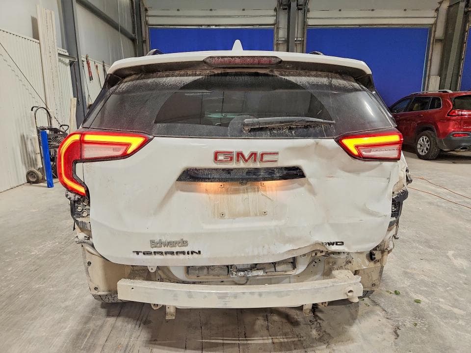 2022 GMC TERRAIN SLT 6