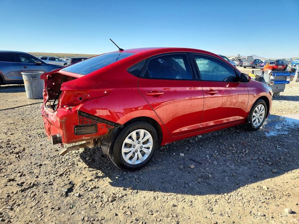 2022 HYUNDAI ACCENT SE 3