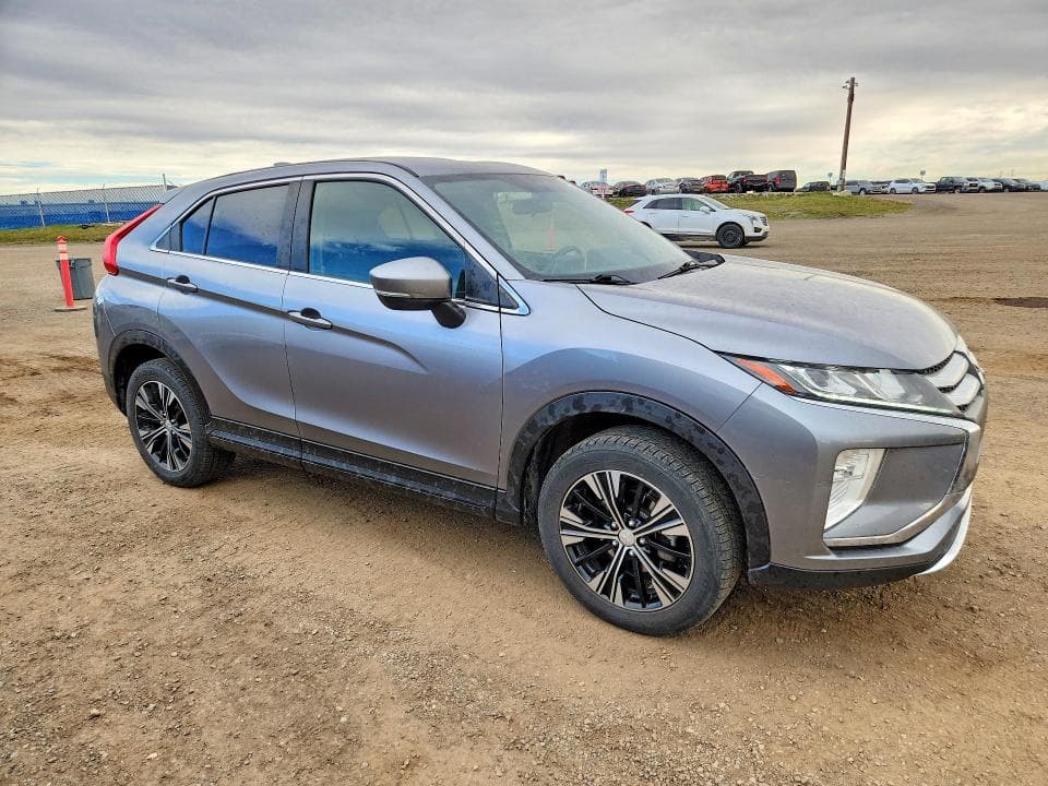 2020 MITSUBISHI ECLIPSE CROSS ES 4