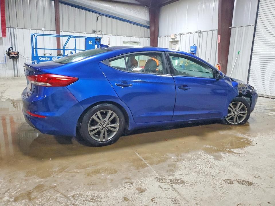 2017 HYUNDAI ELANTRA SE 3