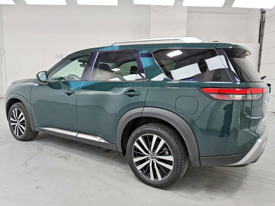 2023 NISSAN PATHFINDER PLATINUM 2