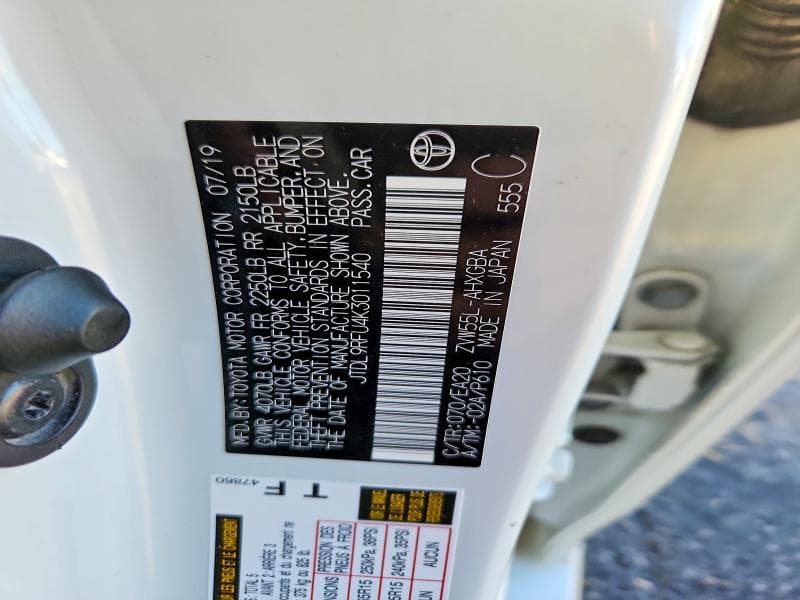 2019 TOYOTA PRIUS XLE AWD-E 13