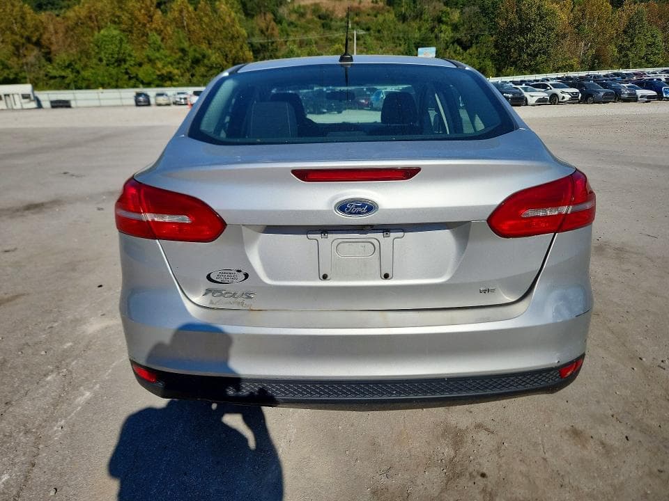 2017 FORD FOCUS SE 6