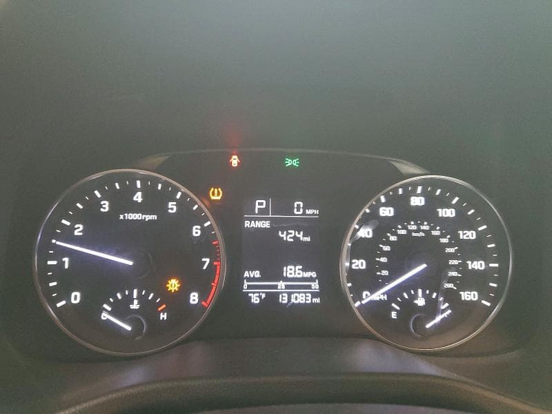 2017 HYUNDAI ELANTRA SE 9