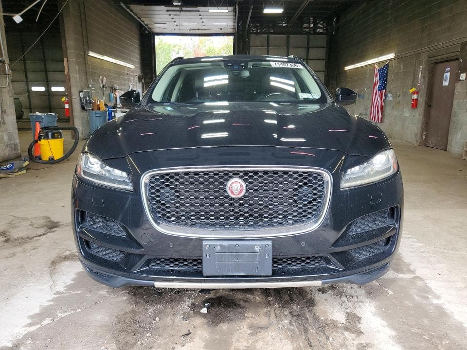 2017 JAGUAR F-PACE PRESTIGE 5