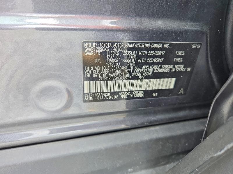 2019 TOYOTA RAV4 LE 13
