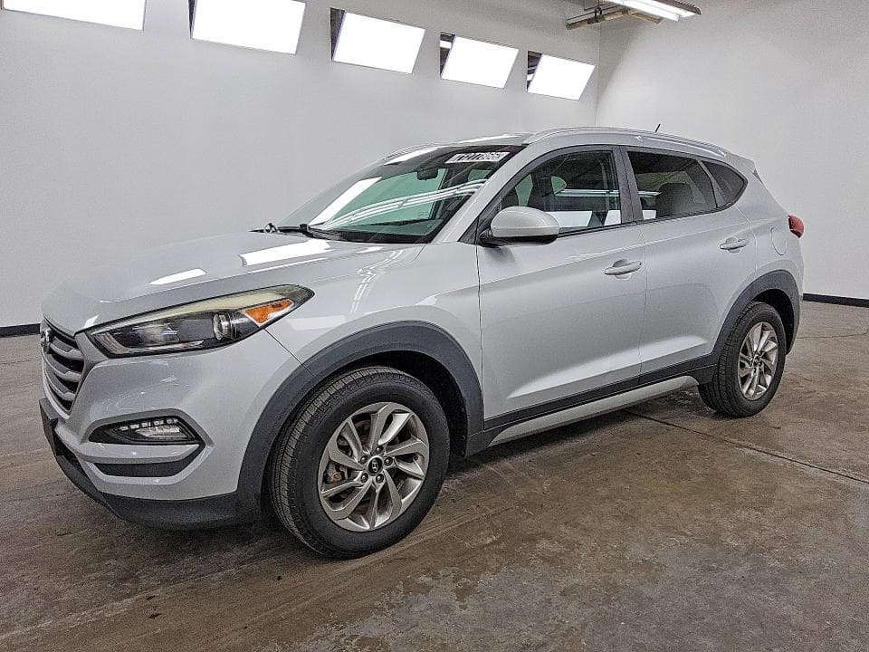 2017 HYUNDAI TUCSON SE - 1