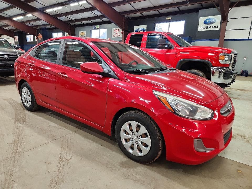 2017 HYUNDAI ACCENT SE 4