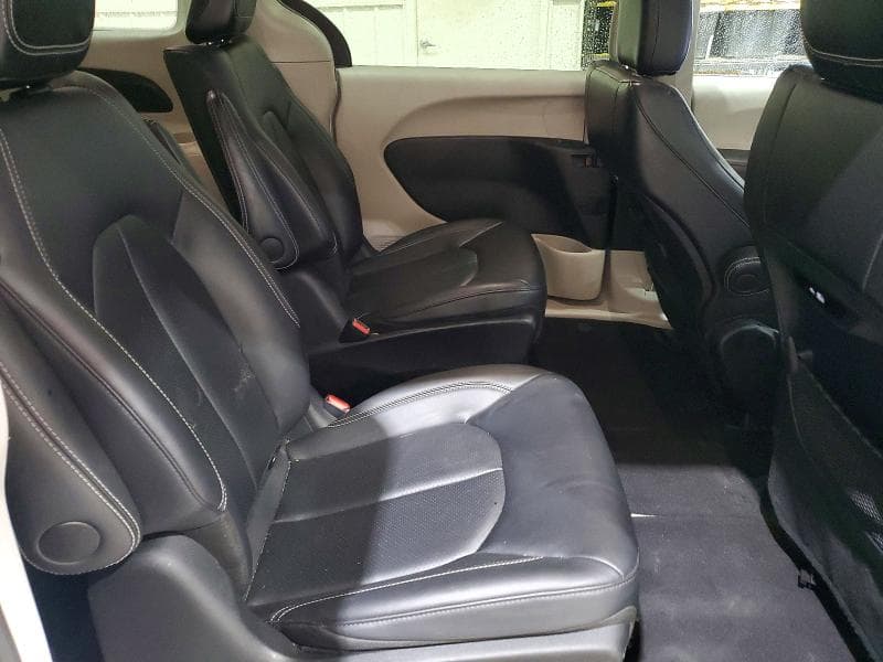 2024 CHRYSLER PACIFICA HYBRID SELECT 11