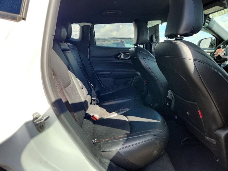 2025 JEEP COMPASS TRAILHAWK 11