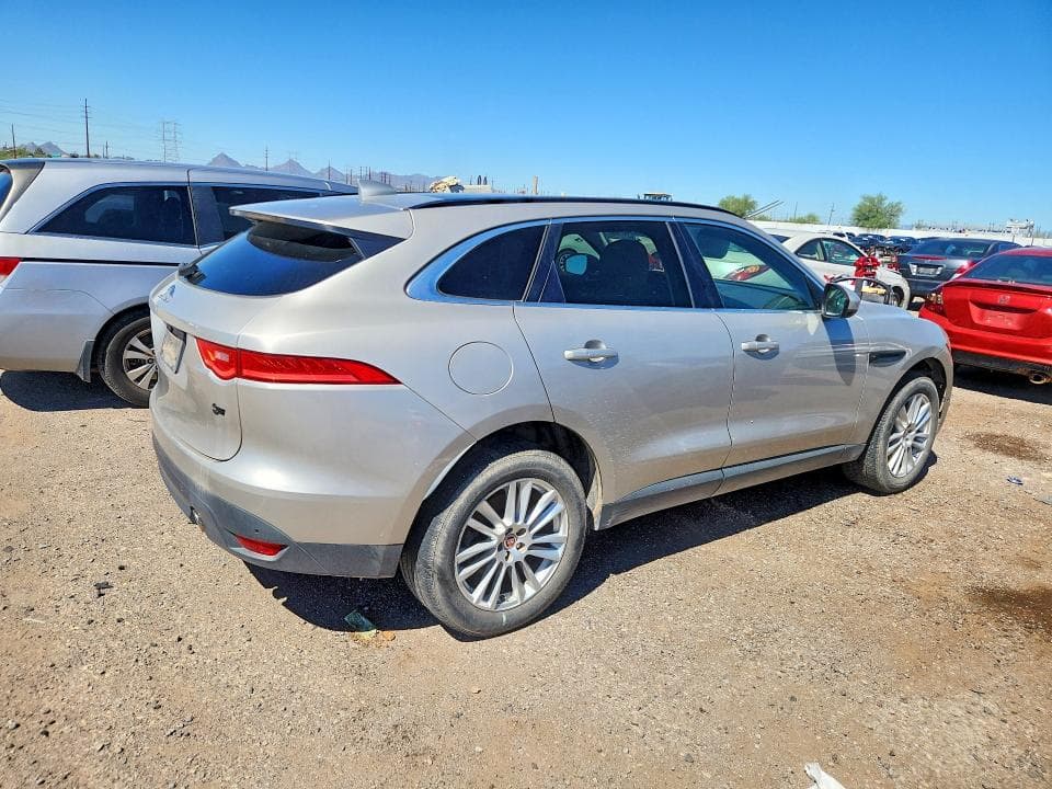 2017 JAGUAR F-PACE PRESTIGE 3