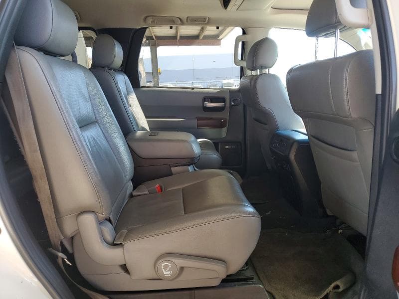 2017 TOYOTA SEQUOIA PLATINUM 11