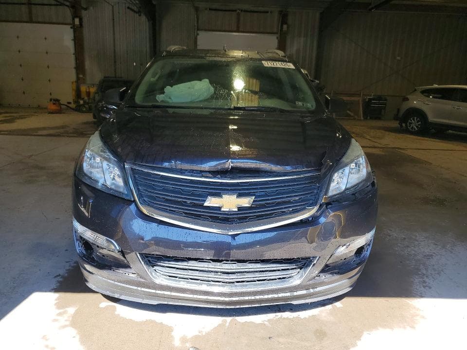 2017 CHEVROLET TRAVERSE LS 5