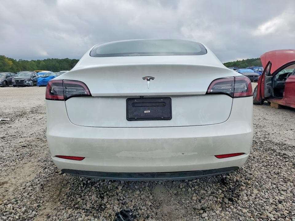 2022 TESLA MODEL 3 6