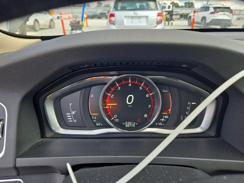 2017 VOLVO S60 PREMIER 9