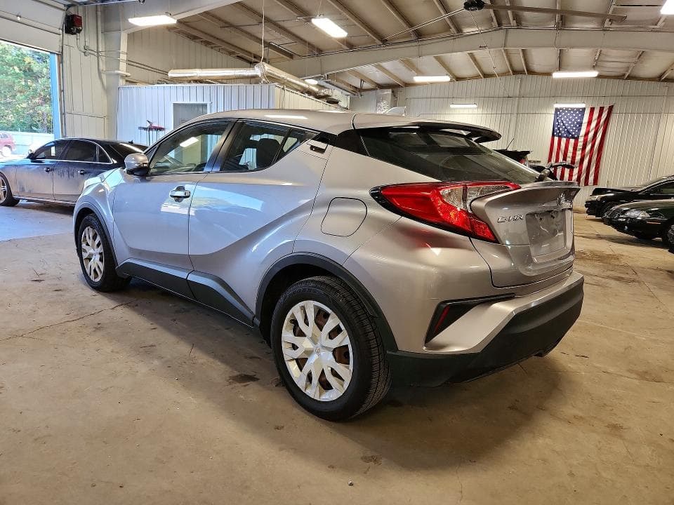 2019 TOYOTA C-HR LE 2