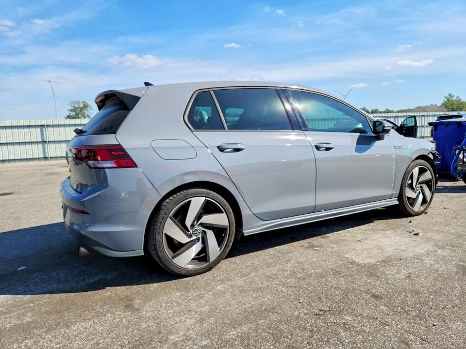 2023 VOLKSWAGEN GTI S 3