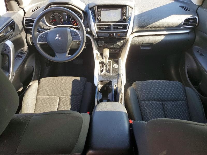 2019 MITSUBISHI ECLIPSE CROSS ES 8