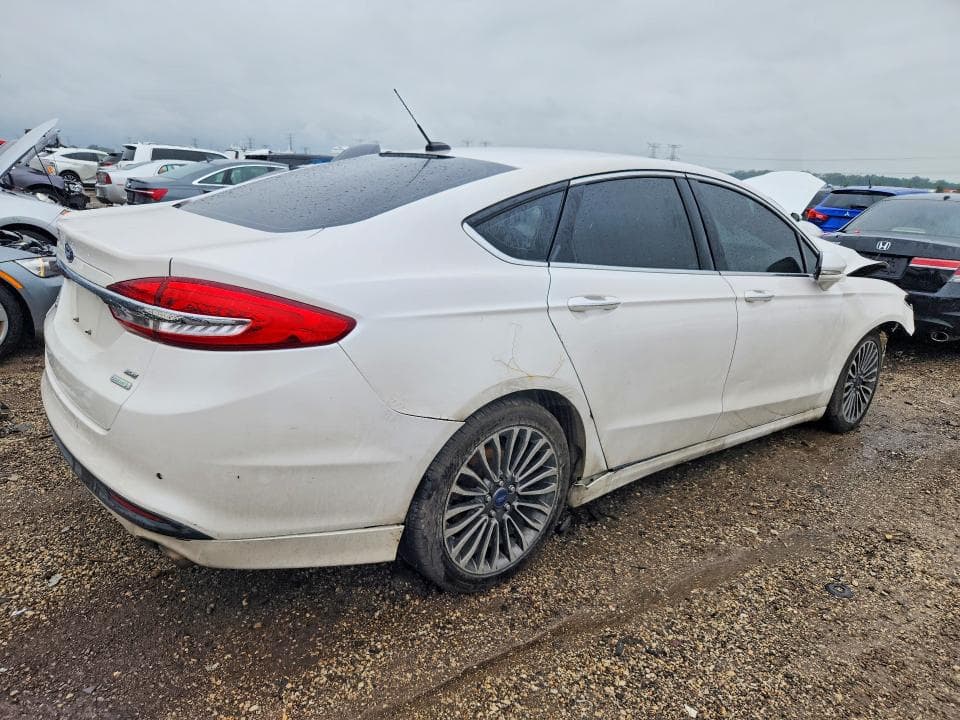 2017 FORD FUSION SE 3