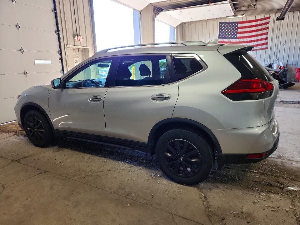 2017 NISSAN ROGUE SV 2