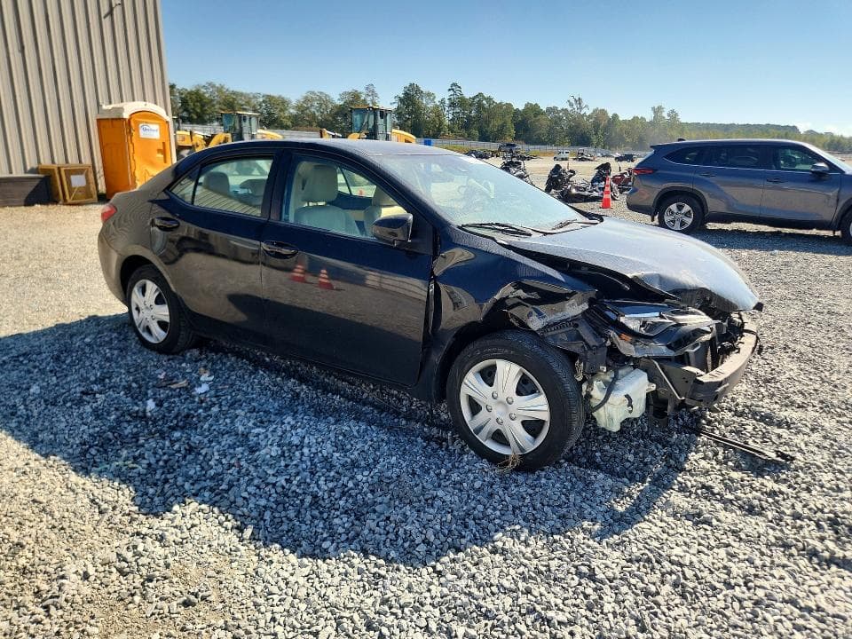 2017 TOYOTA COROLLA LE 4