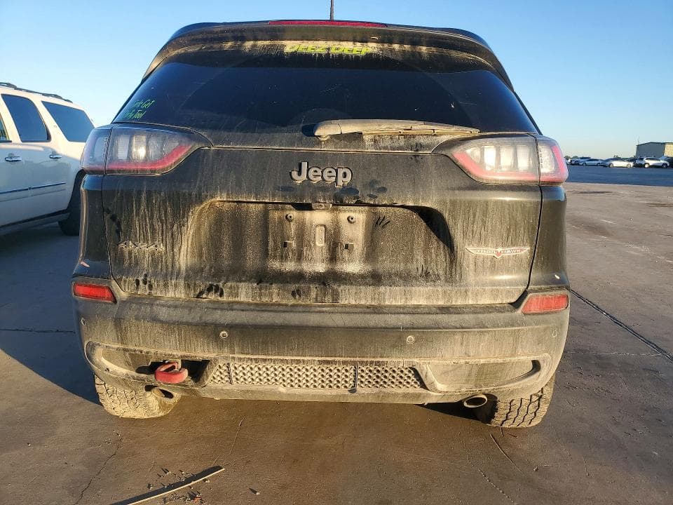 2019 JEEP CHEROKEE TRAILHAWK 6