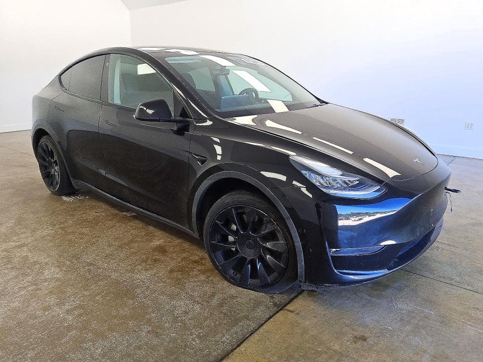 2022 TESLA MODEL Y 4
