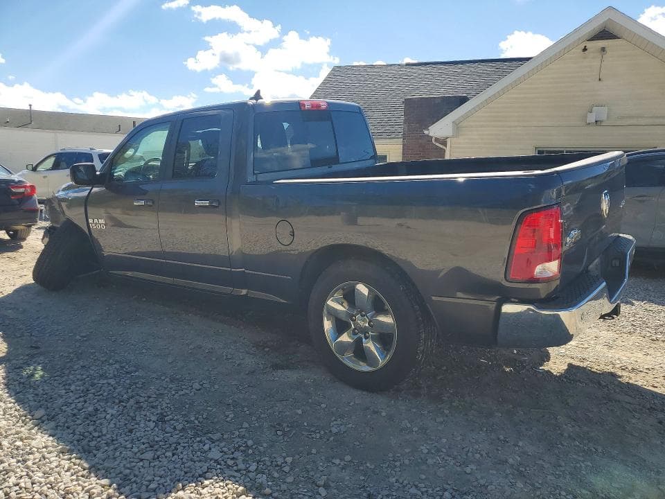 2018 RAM 1500 SLT 2