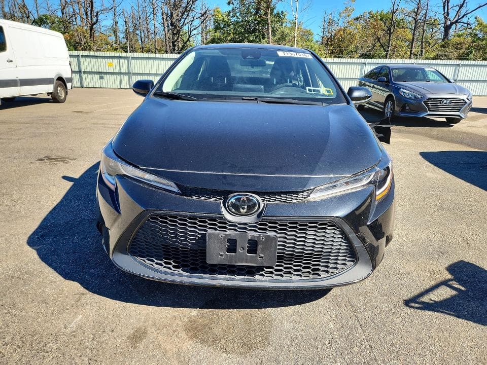 2022 TOYOTA COROLLA LE 5
