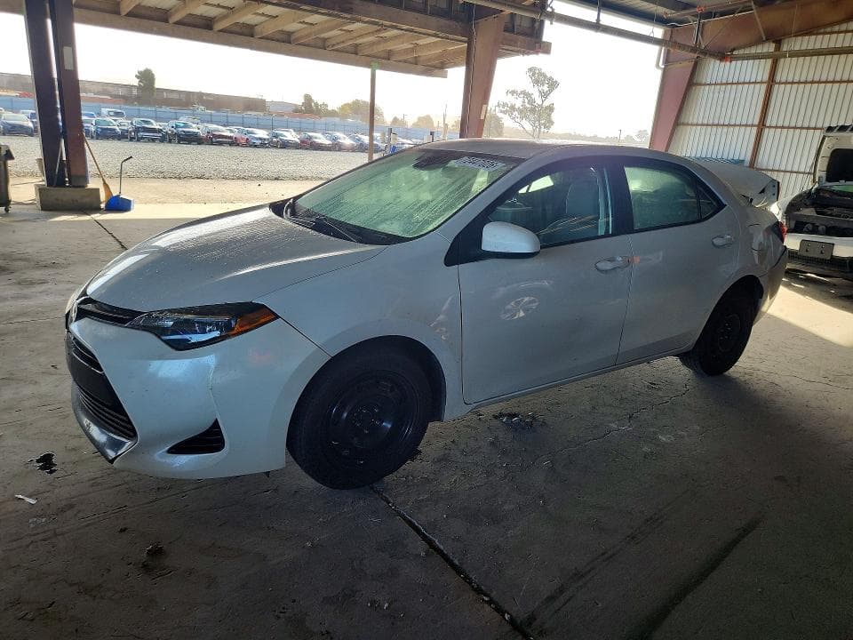 2017 TOYOTA COROLLA LE