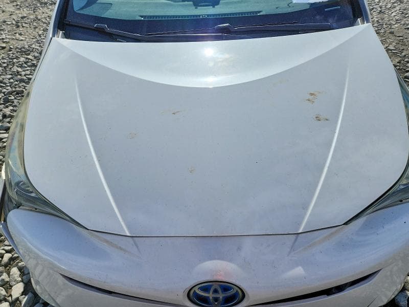 2018 TOYOTA PRIUS THREE 11