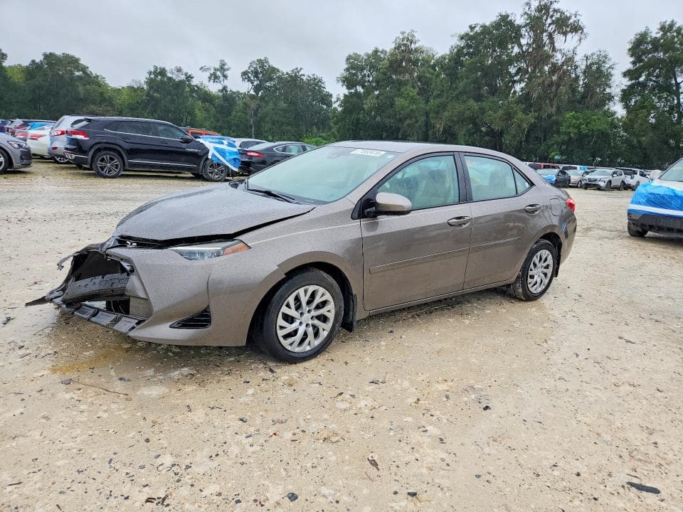 2018 TOYOTA COROLLA LE - 1