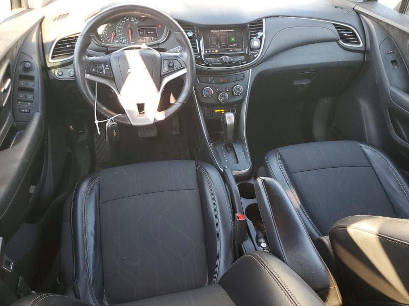 2020 CHEVROLET TRAX 1LT 8