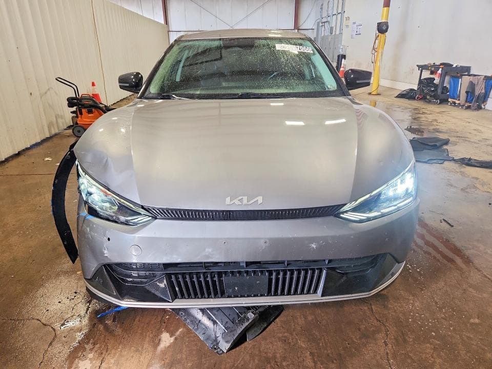 2023 KIA EV6 WIND 5