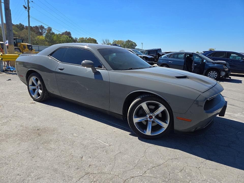 2018 DODGE CHALLENGER SXT 4